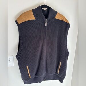 Orvis Men's Black and Tan Zip-Up Sweater Vest